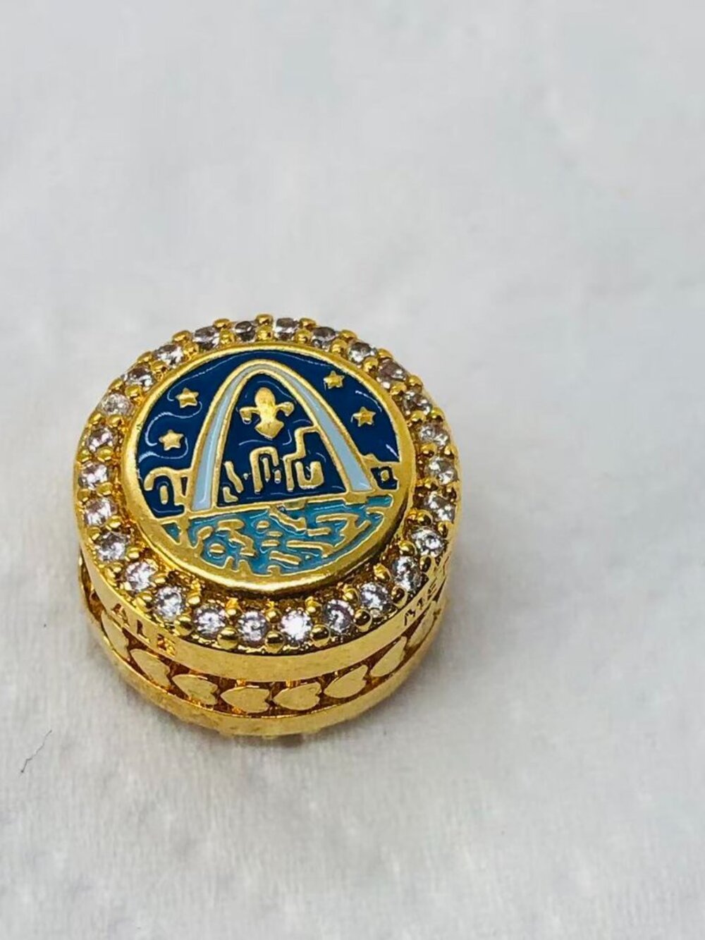 ✨ ✨Pandora Saint Louis Gateway Arch Exclusive Charm